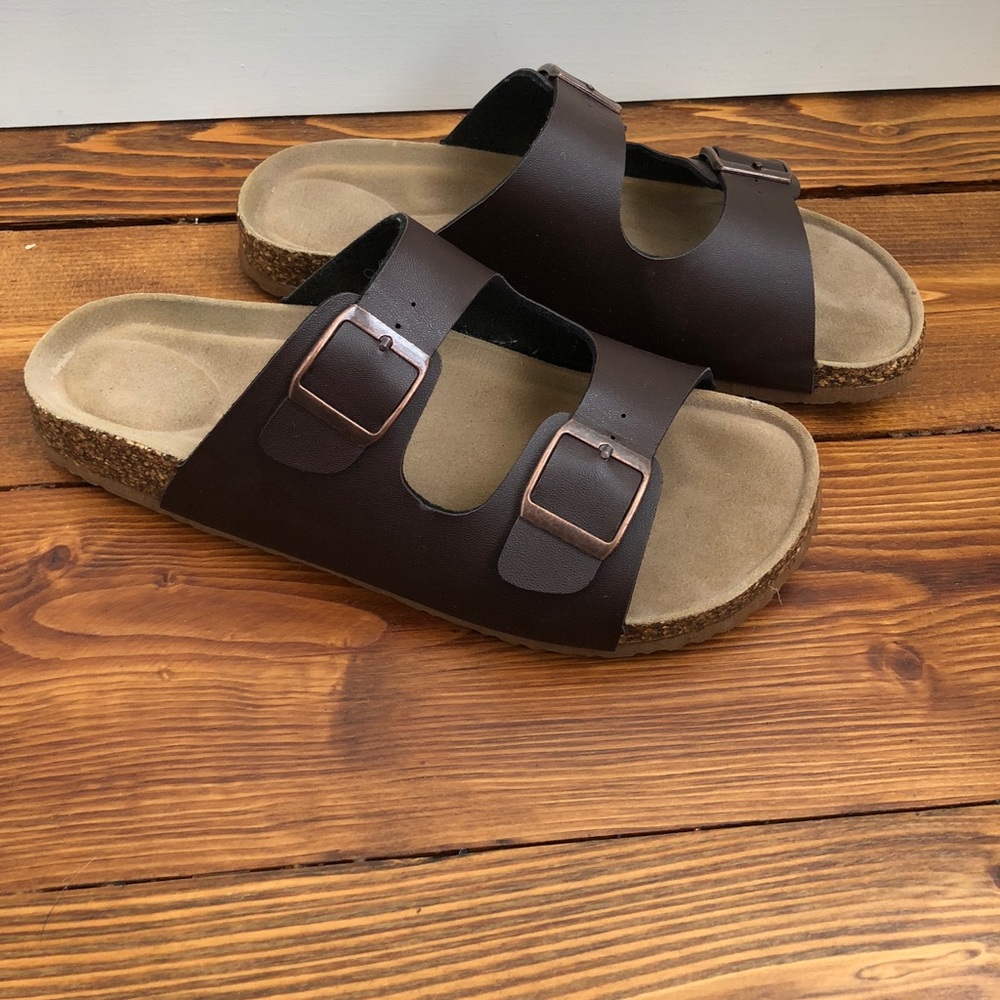 Sandals - Picture 2 of 4